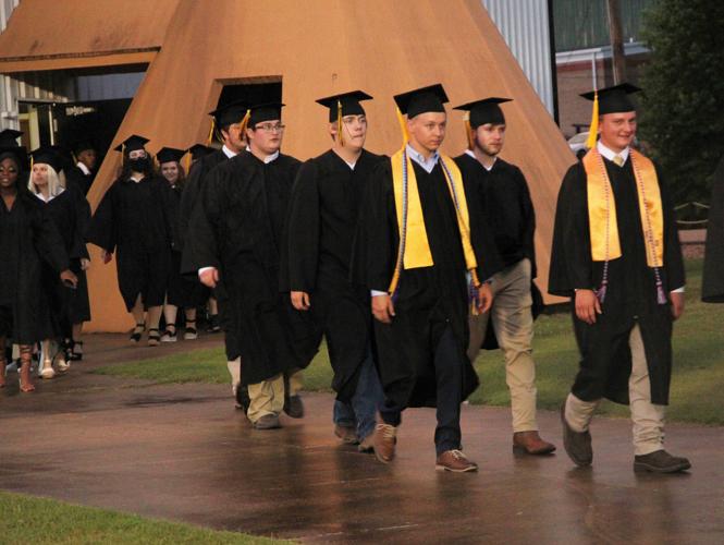 ict-2020-07-01-grads-iahs05.jpg