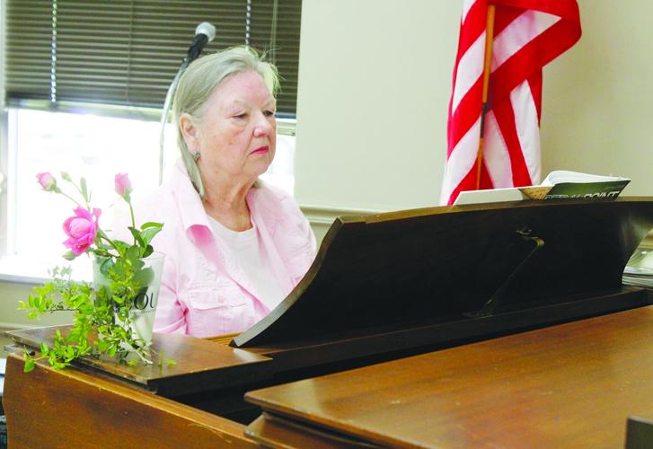 piano playing_6547.JPG