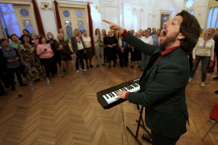 Serbia Sing for Joy
