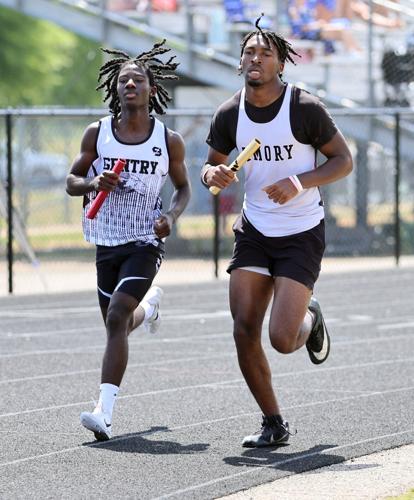 mcj-2026-04-29-sports-nh-track1.JPG