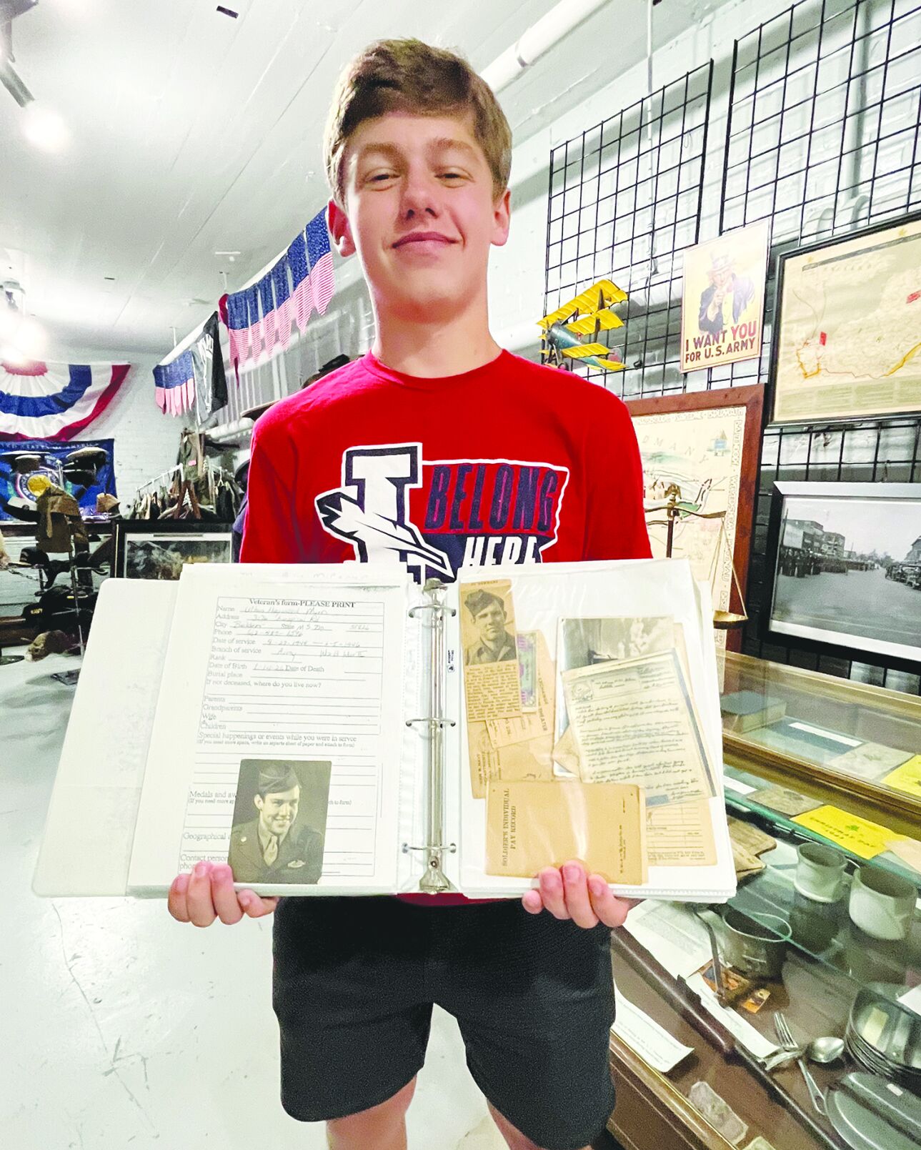 Lucas with Munn's service information